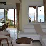 Melpomeni فيلة