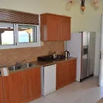 Villa Melpomeni Sinoikismos Plakalona