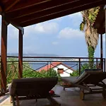 Melpomeni Villa Sinoikismos Plakalona