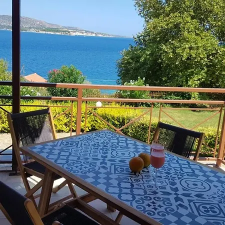 Melpomeni * Sinoikismos Plakalona