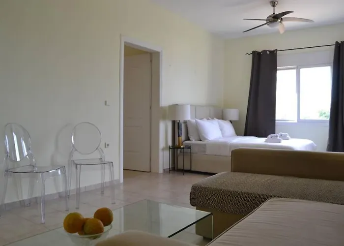 Melpomeni Sinoikismos Plakalona