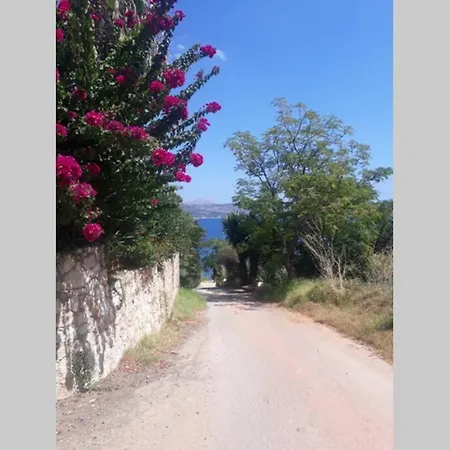 Villa Melpomeni Sinoikismos Plakalona